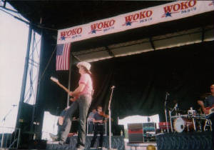 bradpaisley2.jpg